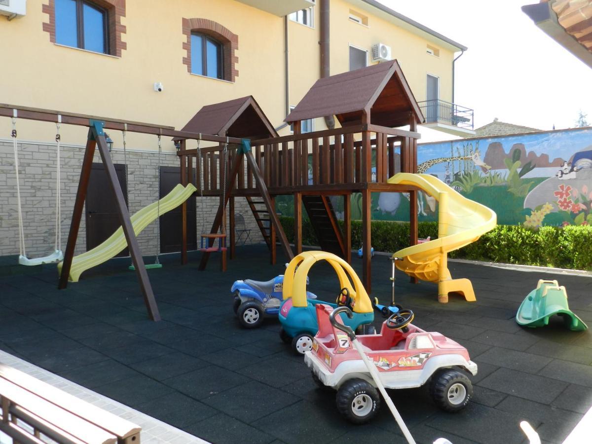 Appartamenti Brufa Civico 13/17 Экстерьер фото